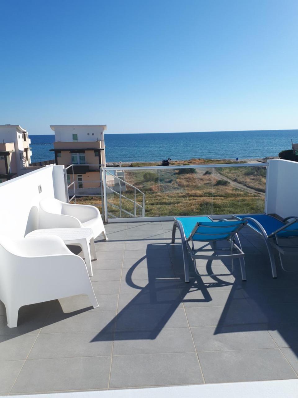 Cozy Beach House Perivolia Exterior photo